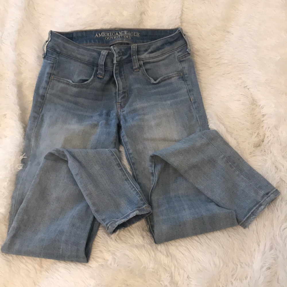 AMERICAN EAGLE SUPER STRETCH SKINNY JEANS